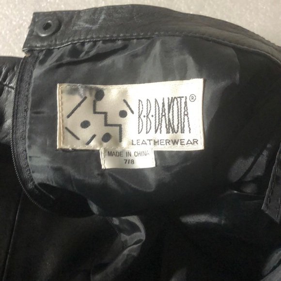 B B Dakota 100% Leather Skirt -Sz 7/ 8 - Picture 2 of 16